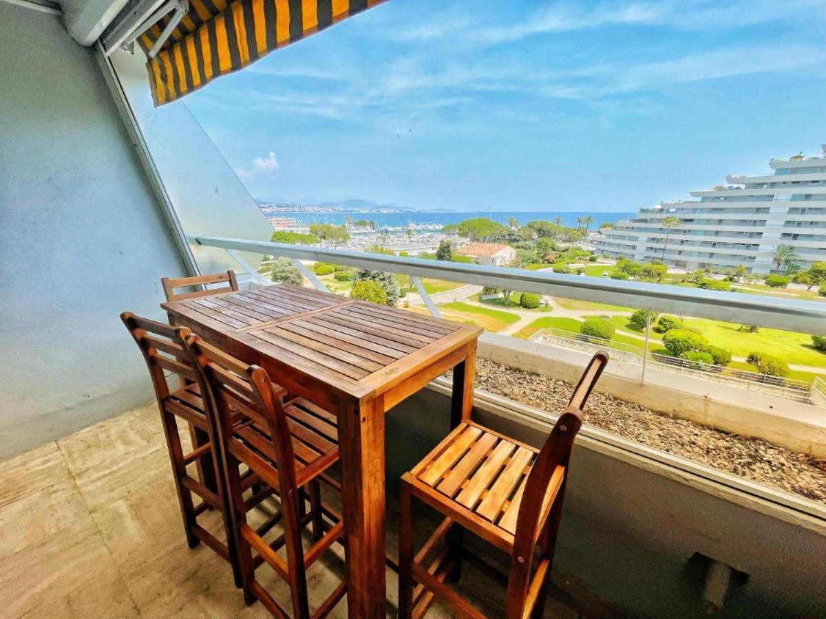 #41 Marina Riviera Bay - Marine Baie Des Anges - Studio Vue Mer Et Port Вильнёв-Лубе Экстерьер фото